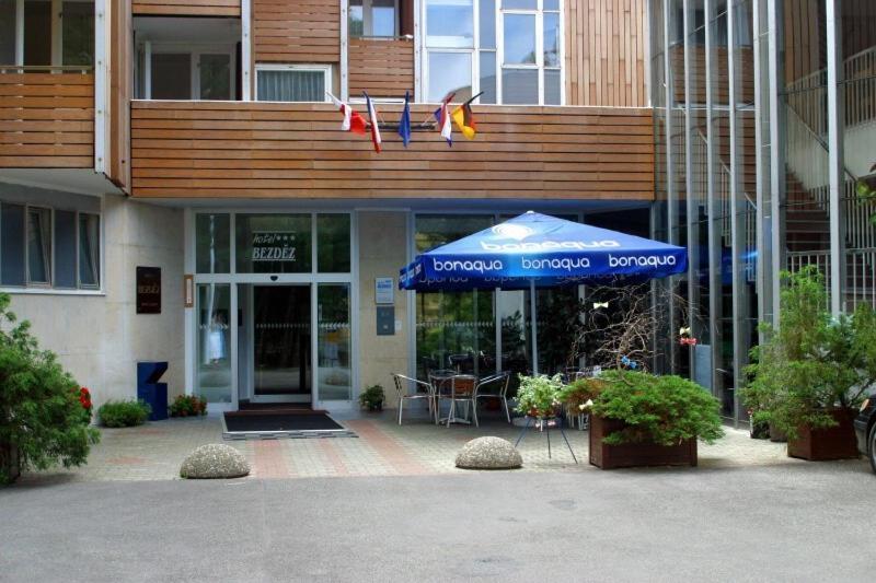 Hotel Bezdez Stare Splavy Exterior photo